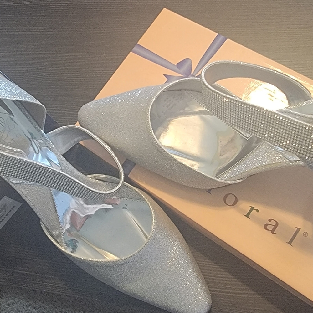 Silver High-heeled